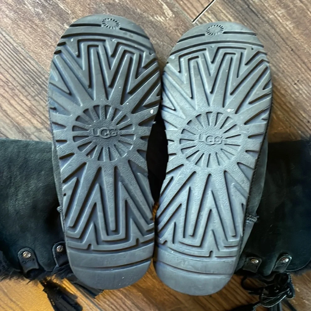 UGG Boots - Picture 9 of 13